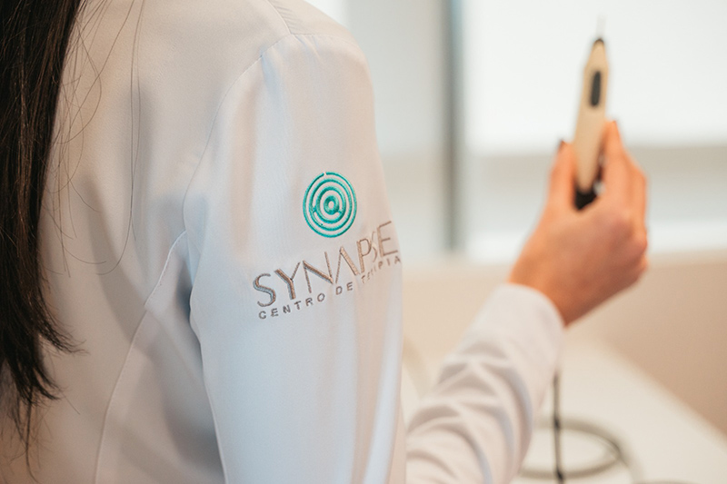 Como o Centro Synapse pode atuar junto com minha clínica?
